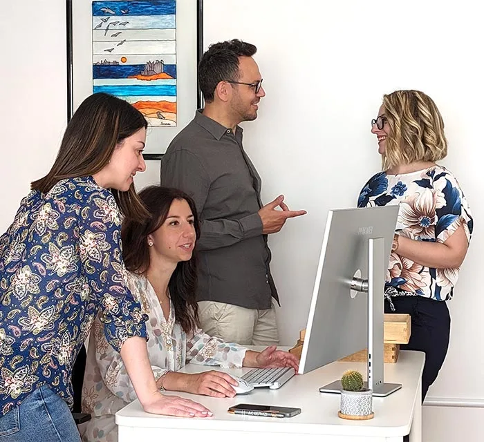 lavoro-certificazione-ISO-organizzato Chi Siamo